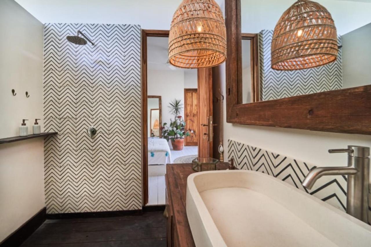 Villa Yogi Surf 3 Canggu Eksteriør billede